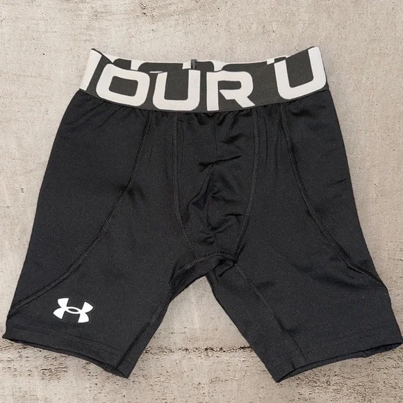 Under Armour Kids Black Performance Shorts - Picture 4 of 5